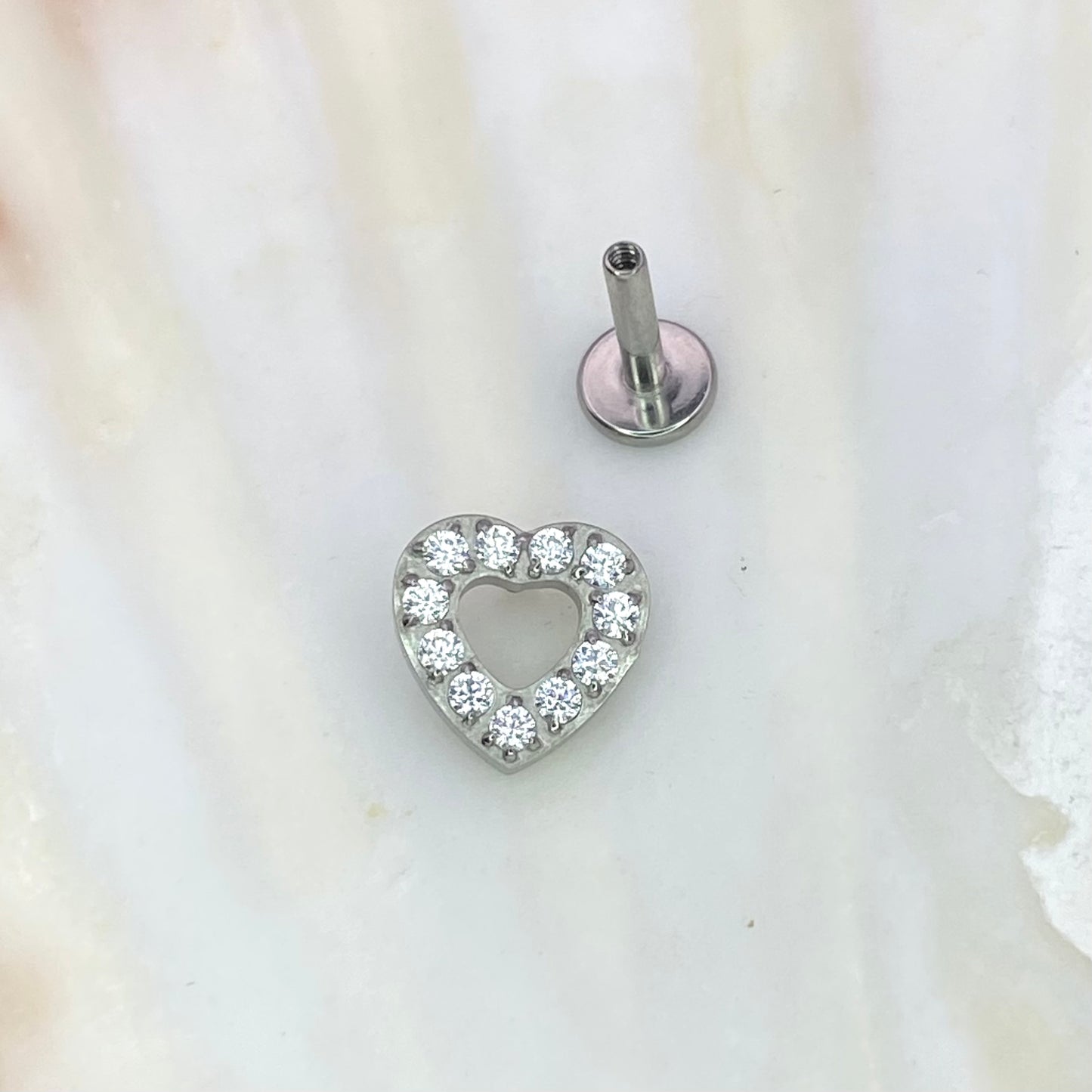 GEMMED HOLLOW HEART Top Internal Thread Top Medical grade titanium ASTM F136 Labret Stud for Lobe Helix Tragus, Flat Piercings size: 1.2 x 8mm