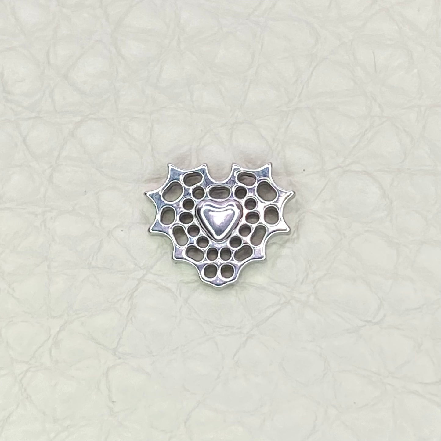 SACRED HEART Internal Thread Top Medical grade titanium ASTM F136 Labret Stud for Lobe Helix Tragus size: 1.2 x 8mm