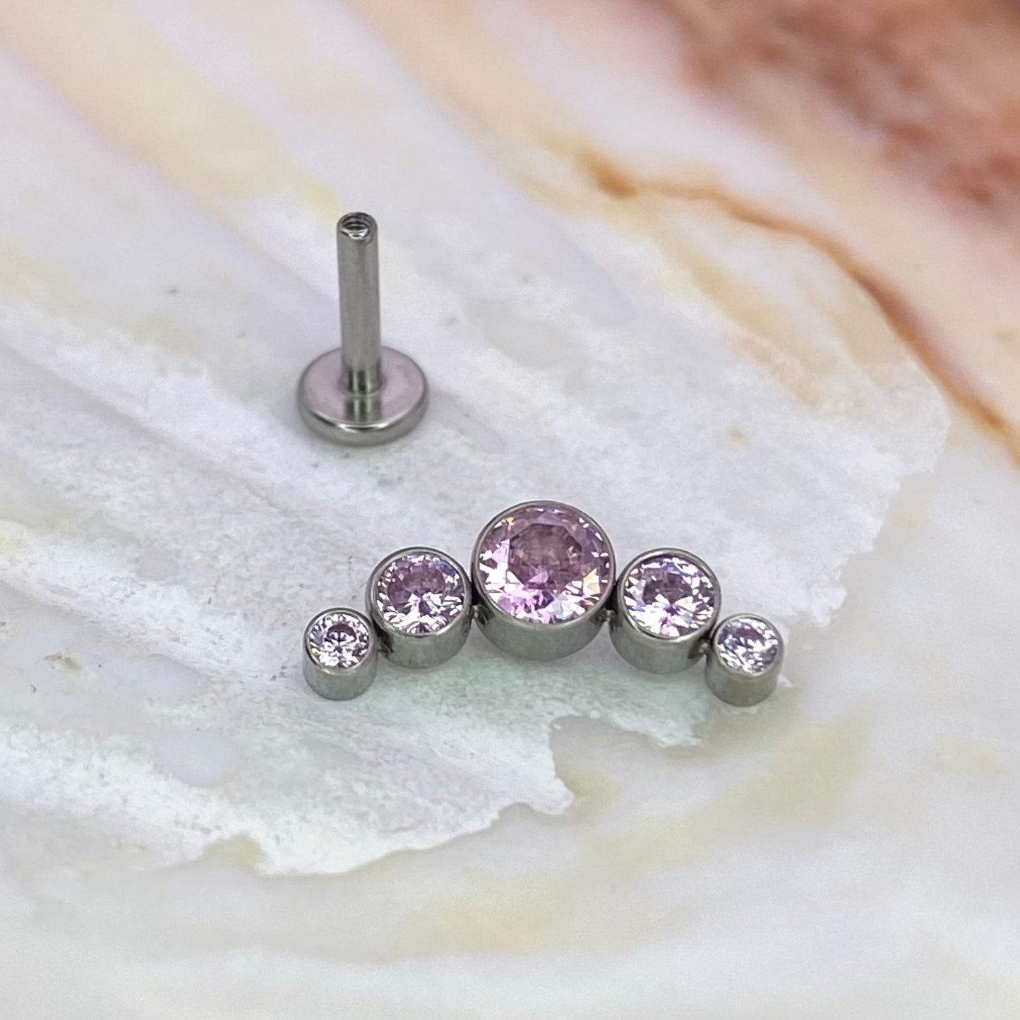 5 Gems Cluster Top Clear/Pink/Blue Gems Medical Grade ASTM F136 Titanium Internal Thread Labret Ear Jewellery Helix Tragus Lobe Cartilage Earring