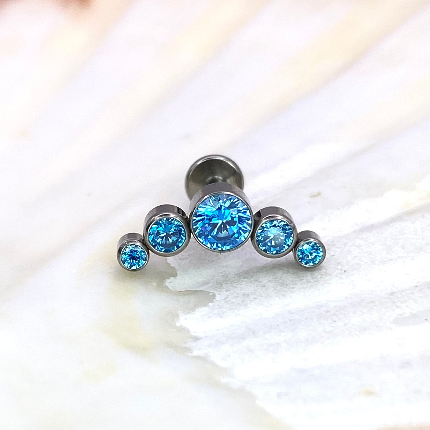 5 Gems Cluster Top Clear/Pink/Blue Gems Medical Grade ASTM F136 Titanium Internal Thread Labret Ear Jewellery Helix Tragus Lobe Cartilage Earring