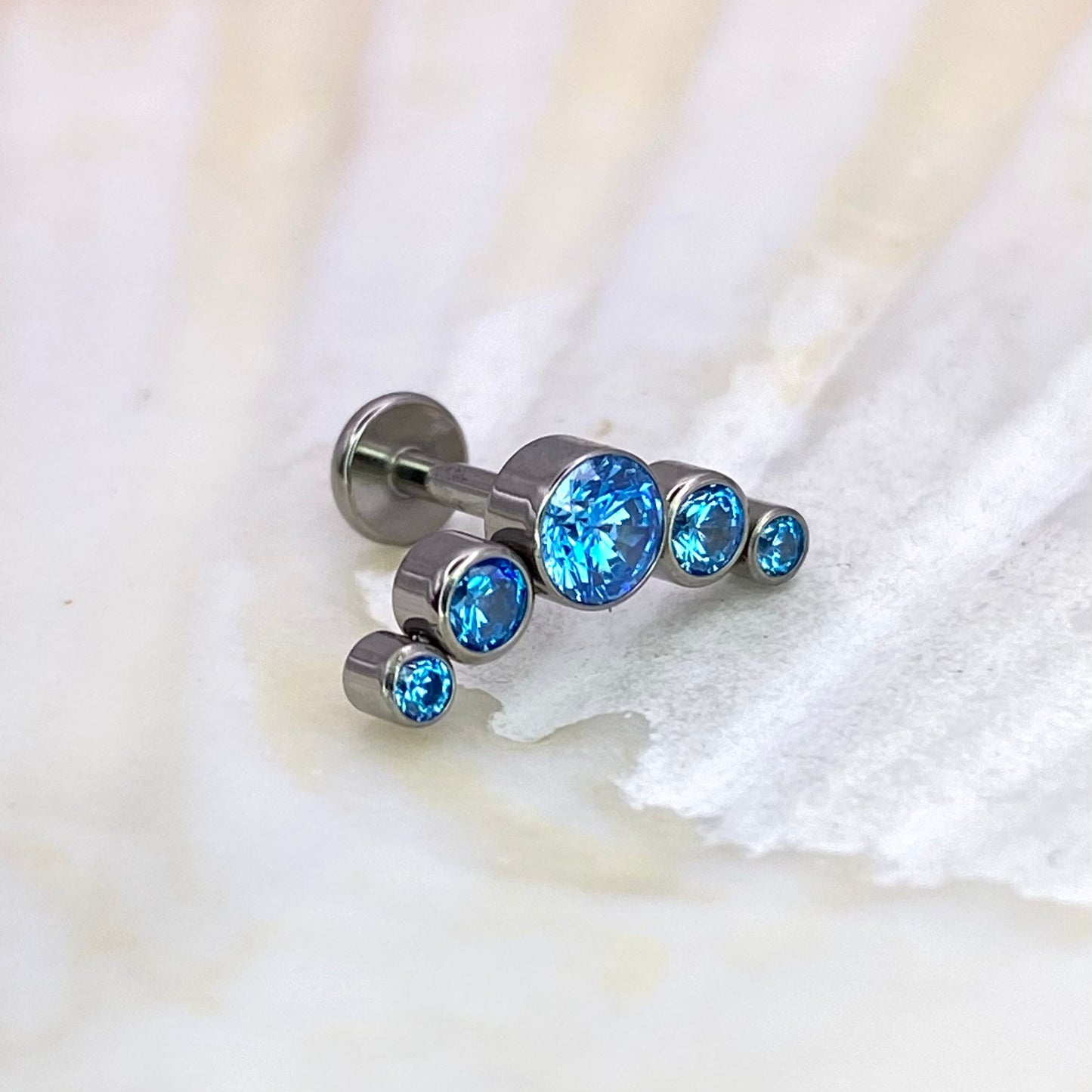 5 Gems Cluster Top Clear/Pink/Blue Gems Medical Grade ASTM F136 Titanium Internal Thread Labret Ear Jewellery Helix Tragus Lobe Cartilage Earring
