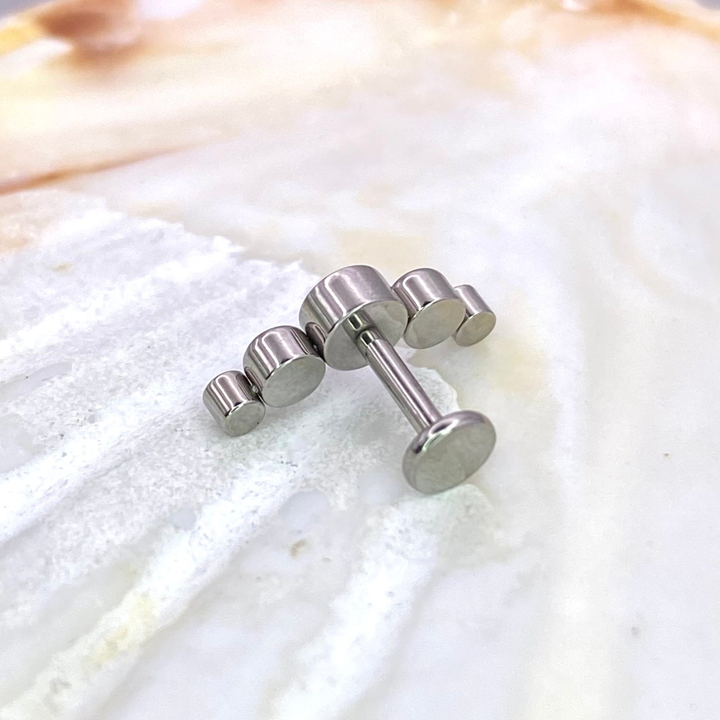 5 Gems Cluster Top Clear/Pink/Blue Gems Medical Grade ASTM F136 Titanium Internal Thread Labret Ear Jewellery Helix Tragus Lobe Cartilage Earring