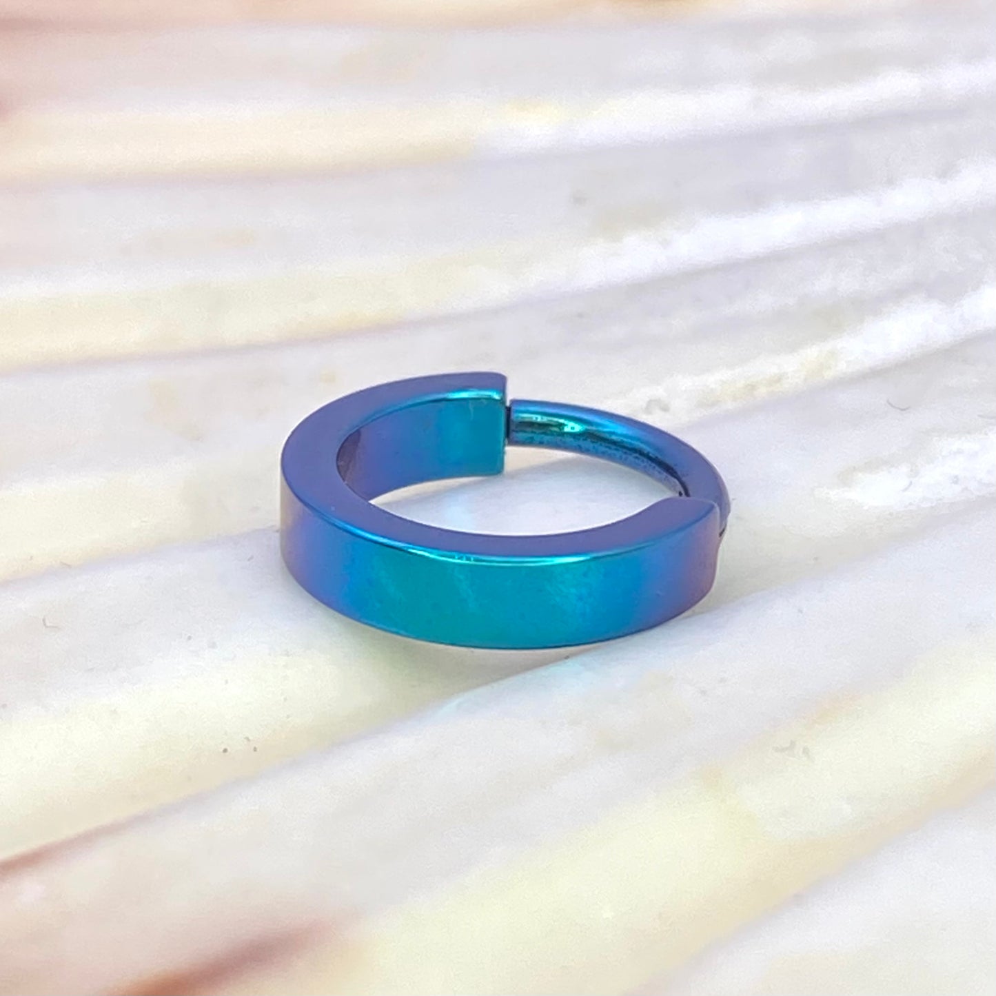 GREEN Colour Anodized 2mm Wide Band Hoop, Implant Grade Titanium Clicker Hoop, Lobe Earring, Helix Hoop, Septum Ring
