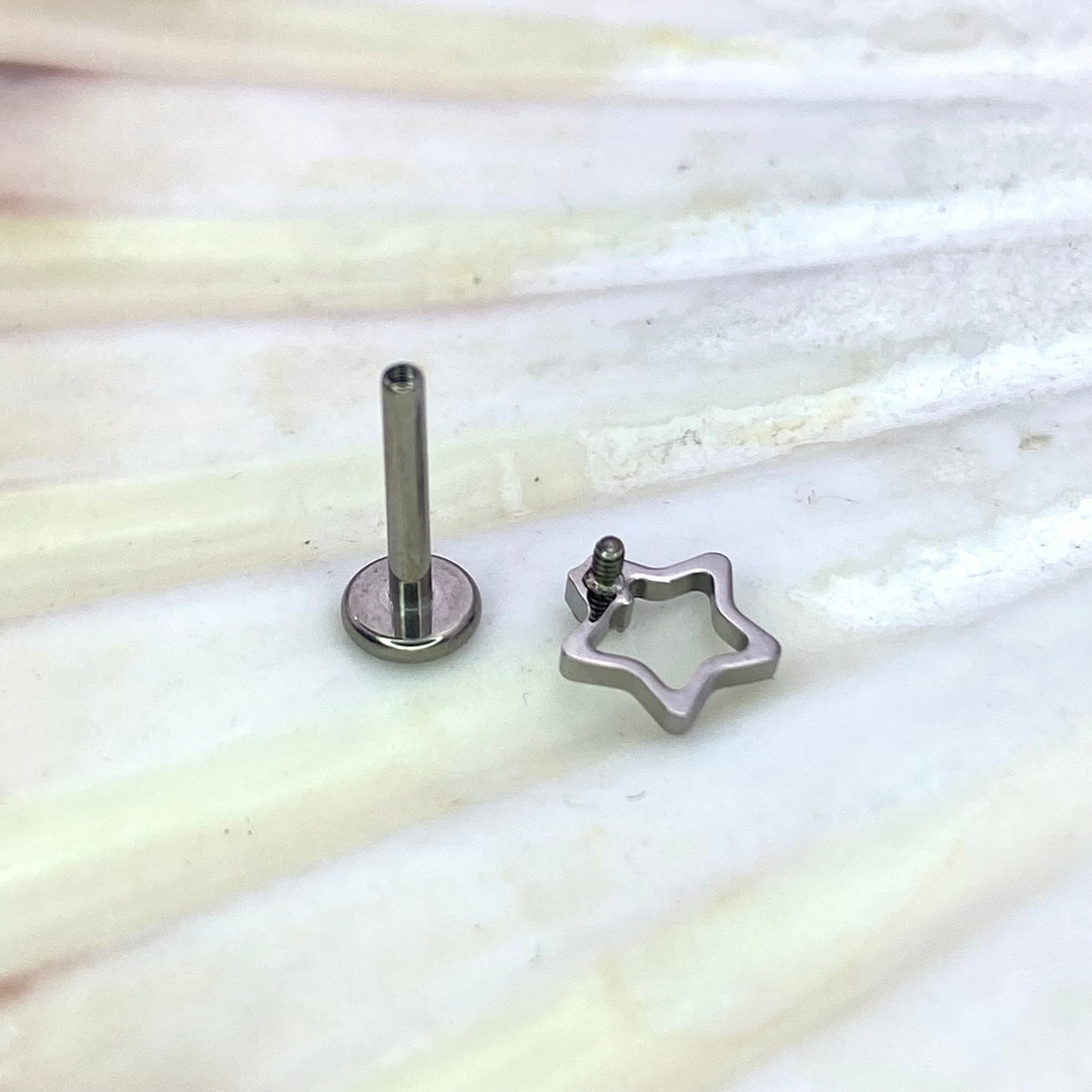 Hollow Star with Clear Gem top Medical Grade ASTM F136 Titanium Internal Thread Labret Ear Jewellery Helix Tragus Lobe Cartilage Flat Piercing Earring