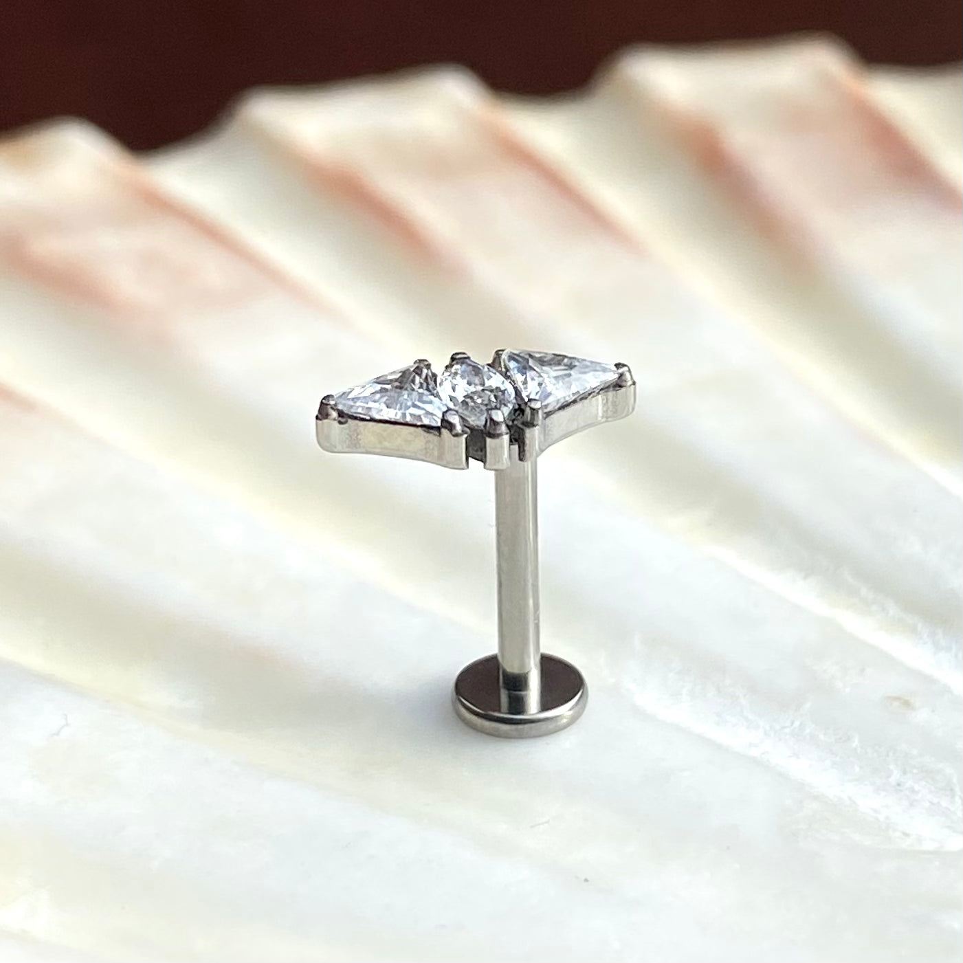 Double Triangle and Marquise Gem top Medical Grade ASTM F136 Titanium Internal Thread Labret Ear Jewellery Helix Tragus Lobe Cartilage Earring 1.2x8mm
