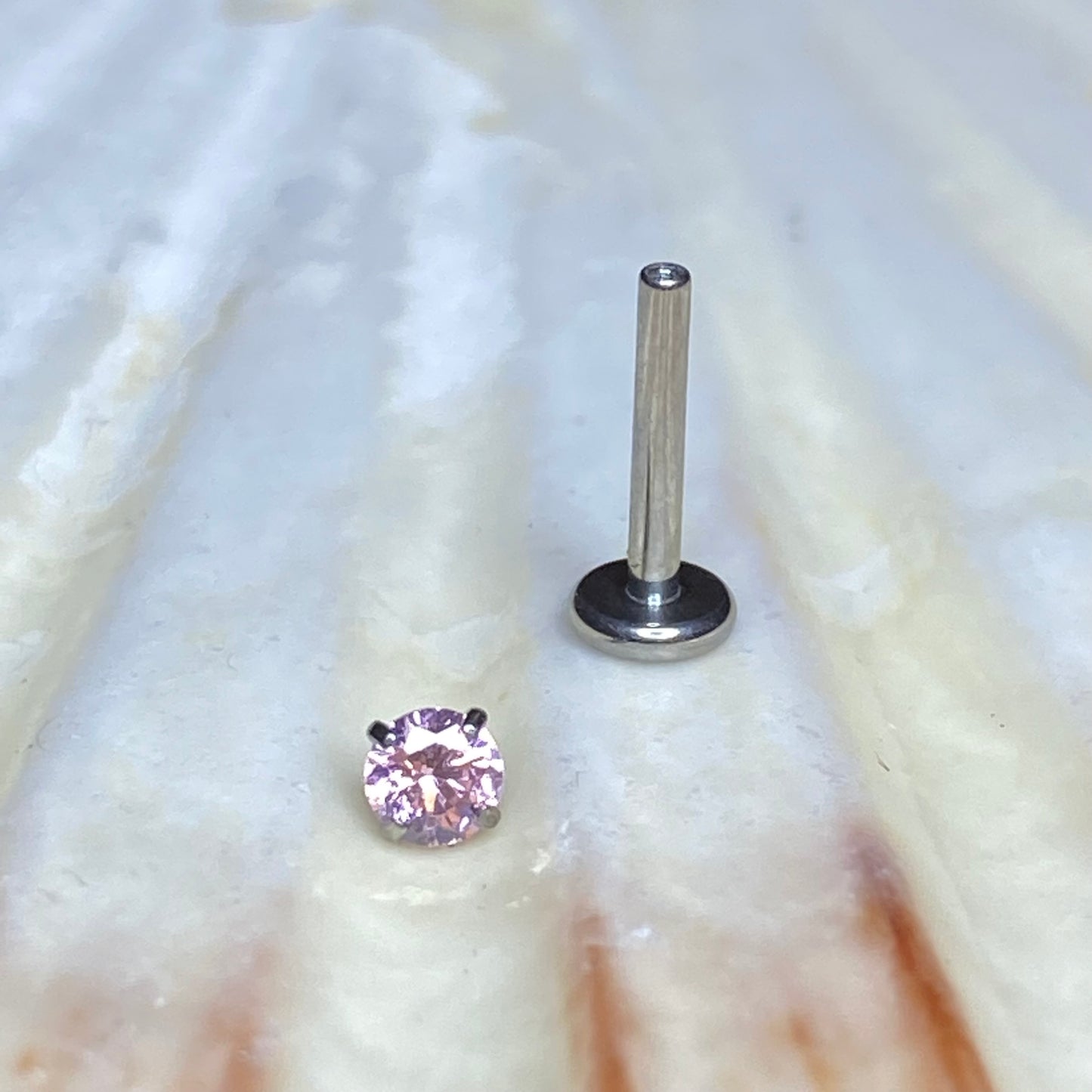 PINK Crystal Claw Set Gem Top Medical Grade ASTM F136 Titanium Internal Thread Labret Ear Jewellery Helix, Tragus, Cartilage, Lobe Earring