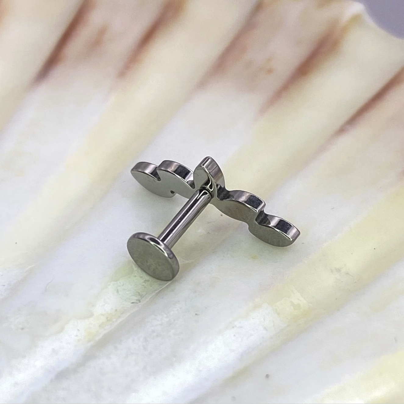 Marquise Fan Top Medical grade ASTM:F-136 titanium labret internal thread conch helix cartilage jewellery 1.2 x 6/8/10mm