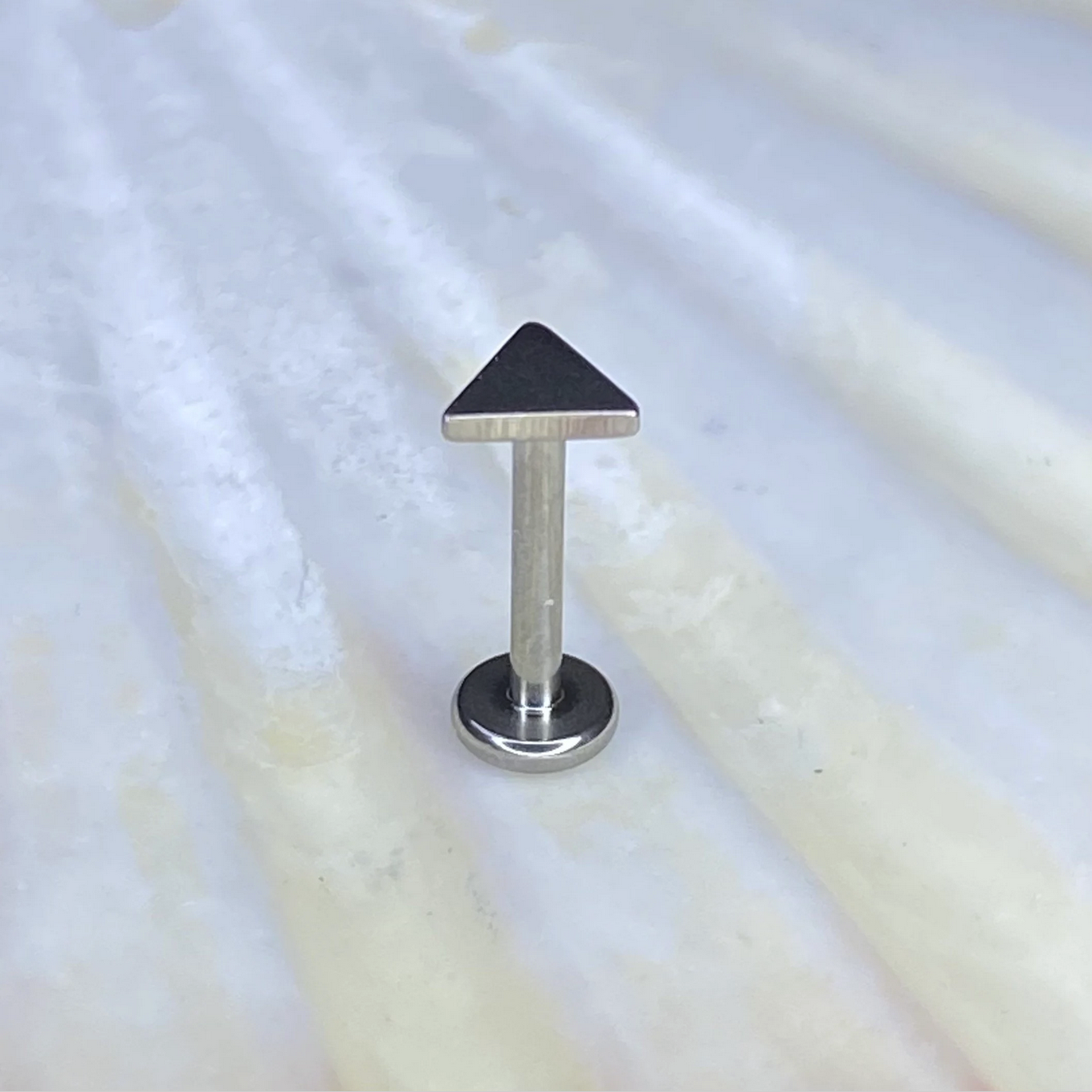 TRIANGLE Disc Top Medical grade ASTM:F-136 titanium labret 1.2x6/8/10mm, internal thread, for conch, helix, tragus, ear lobe ear piercings