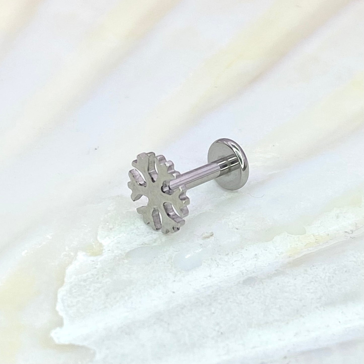 SNOWFLAKE Disc Top Internal Thread Medical grade ASTM F136 titanium Labret Stud Lobe Helix Flat Piercing Jewellery size:1.2 x 6/8/10mm