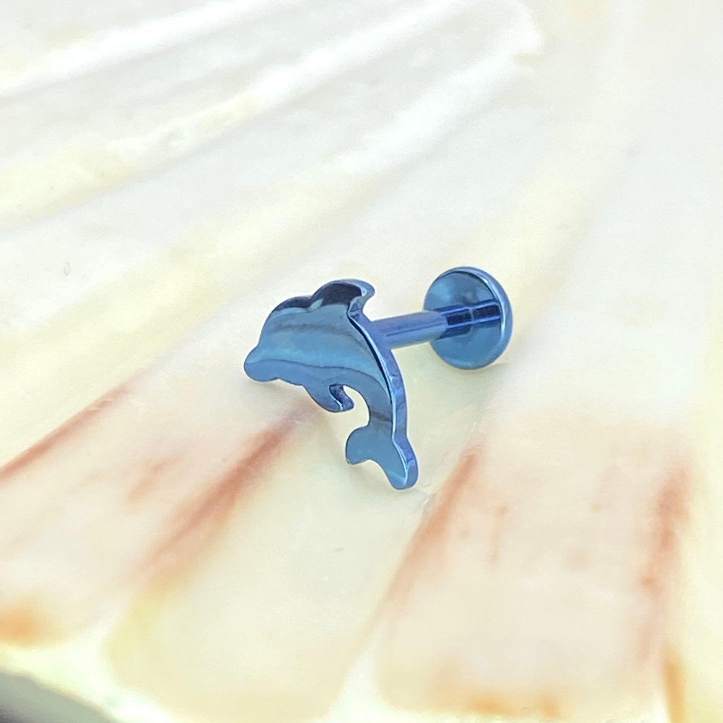 Anodized Medium Blue DOLPHIN Disc Top Internal Thread Medical grade titanium ASTM F136 Labret Tragus Lobe Helix Flat Piercing size:1.2x8mm