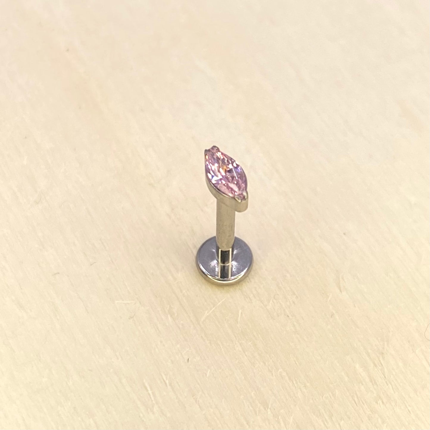 SINGLE Marquise Clear/Pink/Blue/Green Gem Top Medical Grade ASTM F136 Titanium Internal Thread Labret Ear Jewellery Helix Tragus Cartilage Earring 1.2x6/8mm