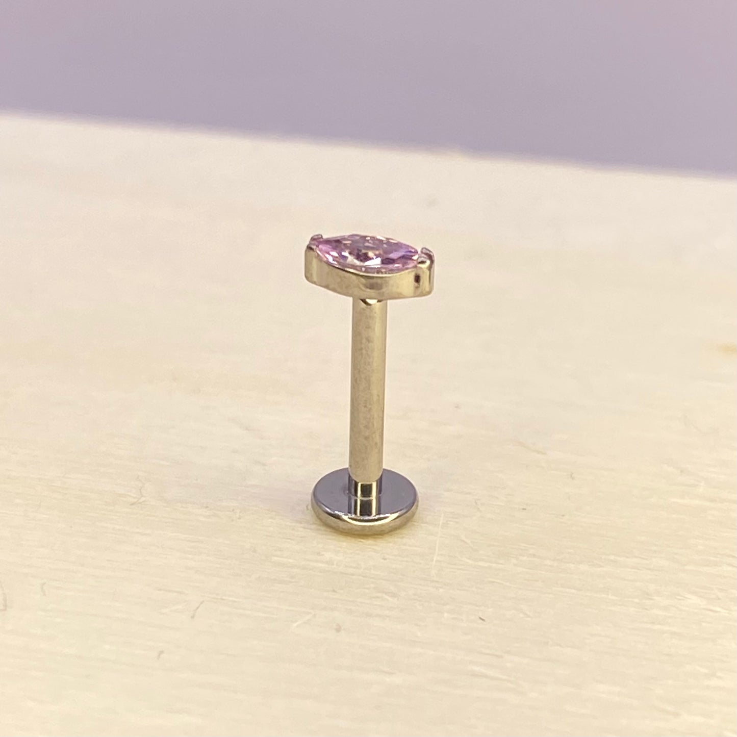 SINGLE Marquise Clear/Pink/Blue/Green Gem Top Medical Grade ASTM F136 Titanium Internal Thread Labret Ear Jewellery Helix Tragus Cartilage Earring 1.2x6/8mm