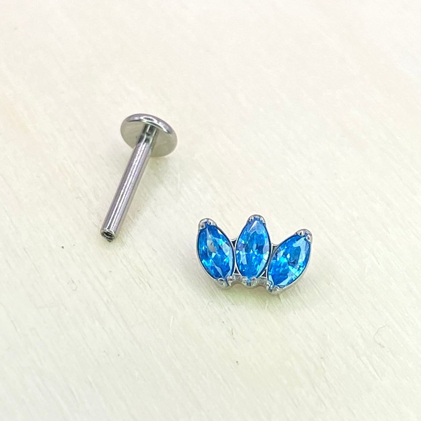 BLUE Triple Marquise Gem Top Medical Grade ASTM F136 Titanium Internal Thread Labret Ear Jewellery Helix Tragus Cartilage Earring 1.2x8mm