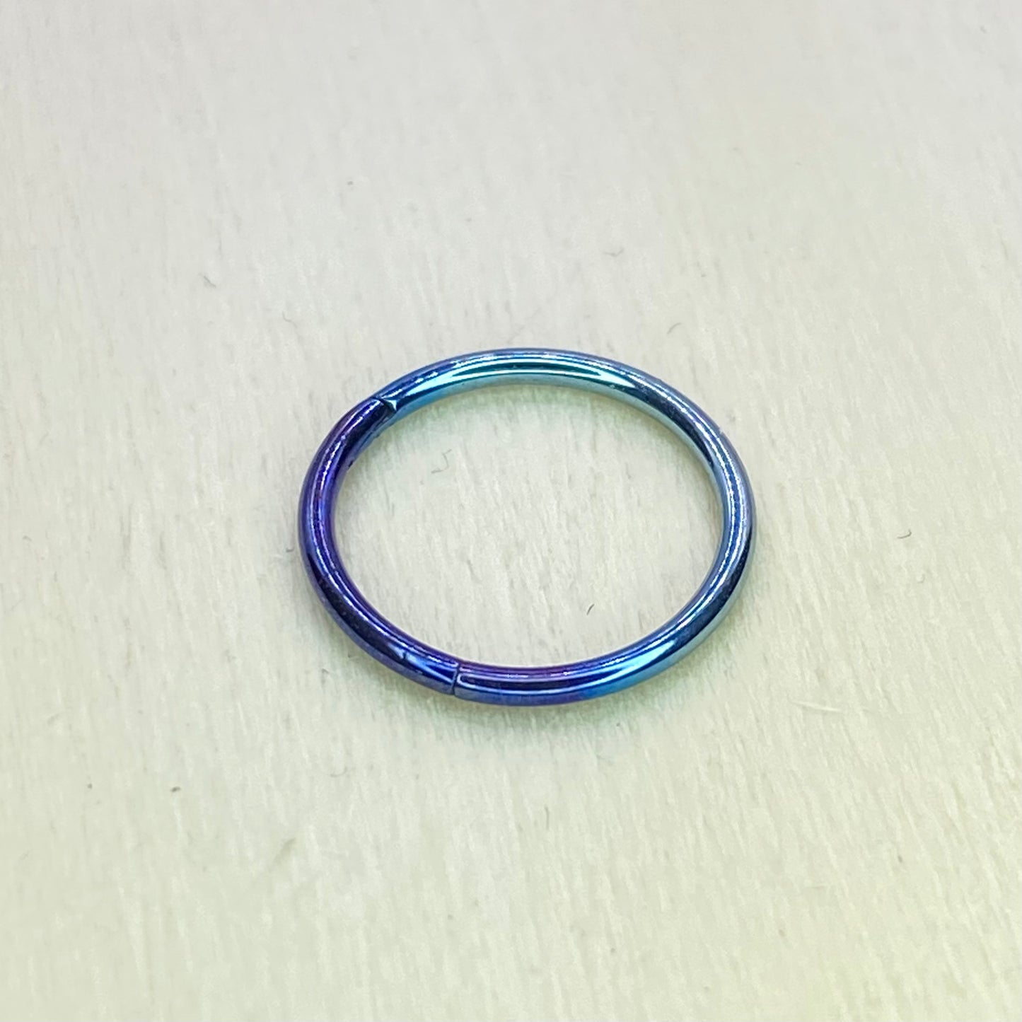 Blue GRADIENT Anodized Medical Grade ASTM F-136 Titanium Hinged Ring Clicker