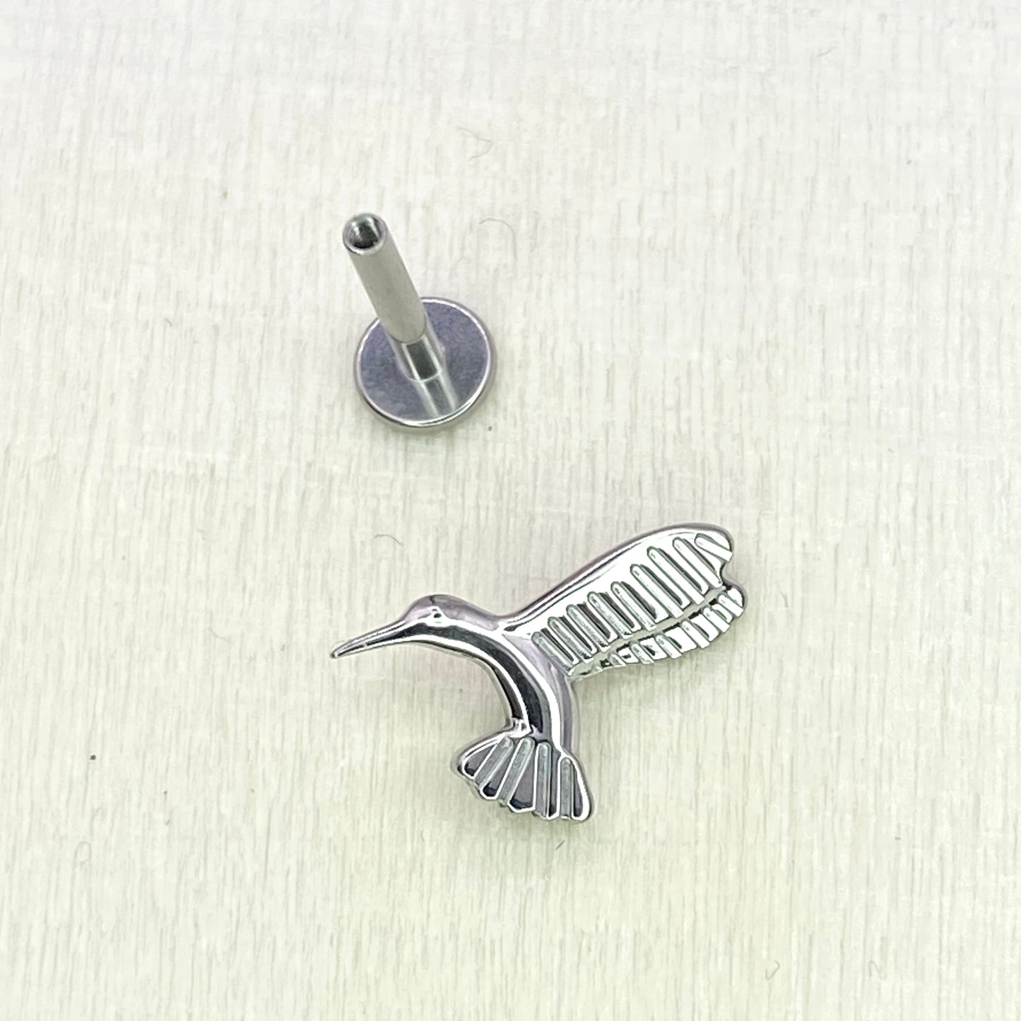 Detailed HUMMINGBIRD Top Implant Grade ASTM:F-136 Titanium Labret 1.2x6/8/10mm Earring Internal Thread Cartilage Helix stud