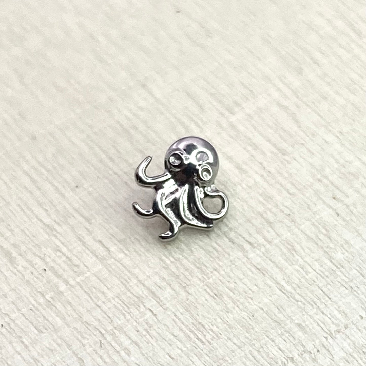 Friendly OCTOPUS Tiny or Large top sizes Internal Thread Medical grade titanium ASTM F136 Labret Stud Lobe Helix Flat Tragus