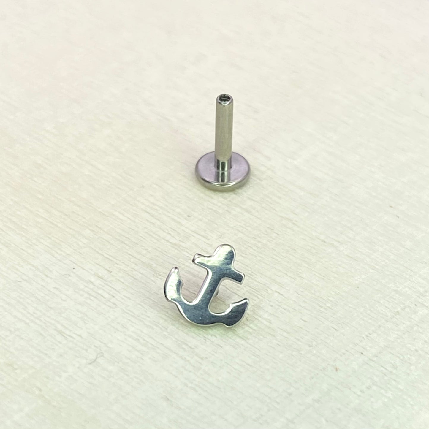 ANCHOR Internal Thread Top Medical grade titanium ASTM F136 Labret Stud for Lobe Helix Flat Tragus  size:1.2 x 6/8/10mm