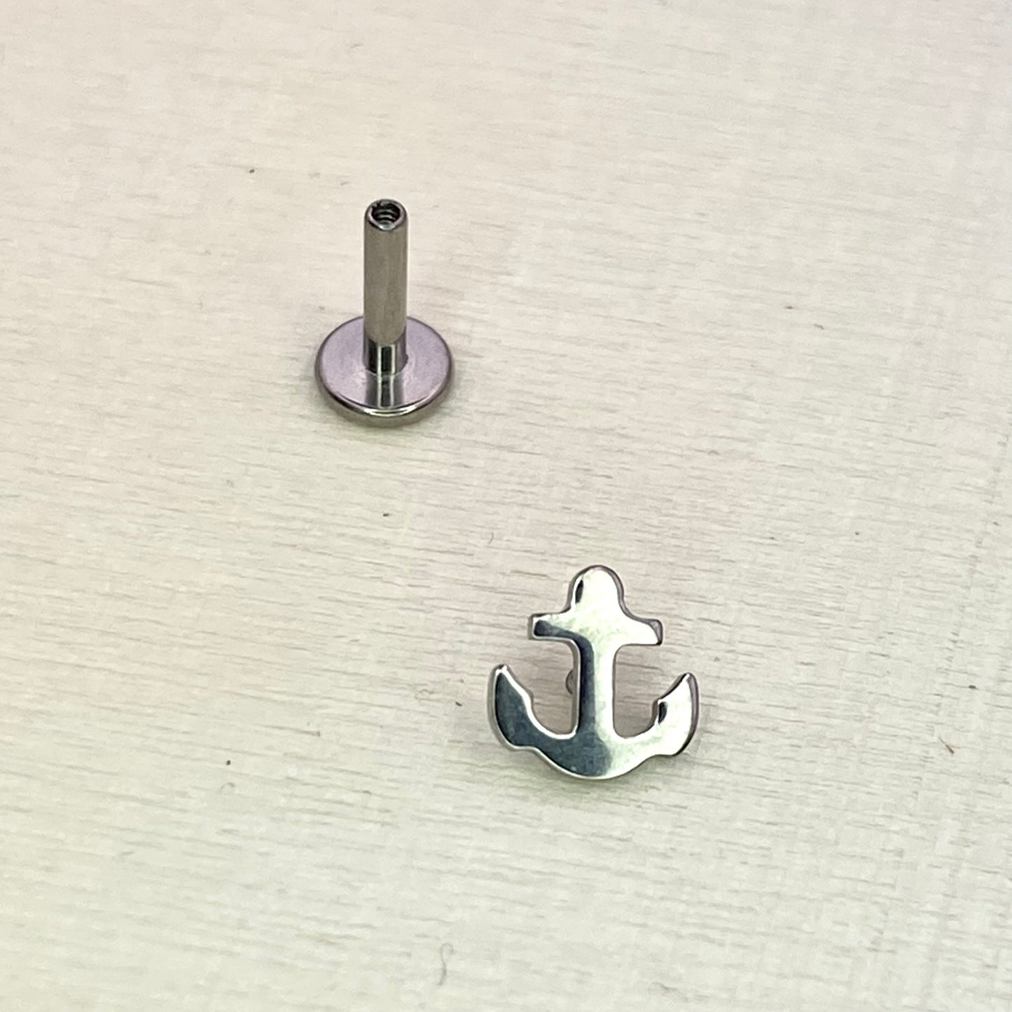 ANCHOR Internal Thread Top Medical grade titanium ASTM F136 Labret Stud for Lobe Helix Flat Tragus  size:1.2 x 6/8/10mm