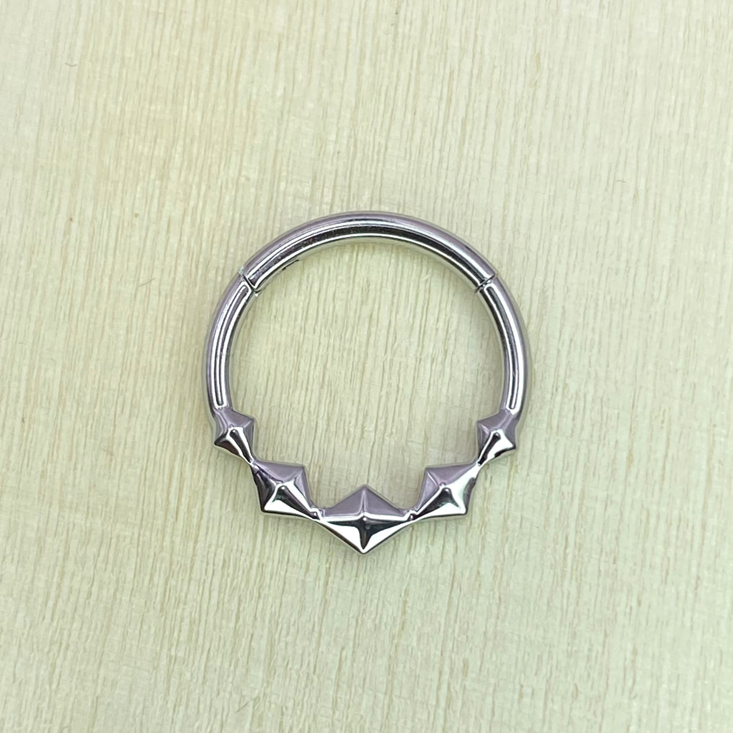 5 SMALL PYRAMIDS Forward Facing Titanium Clicker Hoop for Septum, Daith and Cartilage Piercings