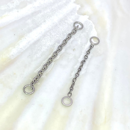 CHAIN CHARM Titanium Attachment, Add to hoops or studs by joining them together or use as a charm for 1.0/1.2/1.6mm bars, various lengths