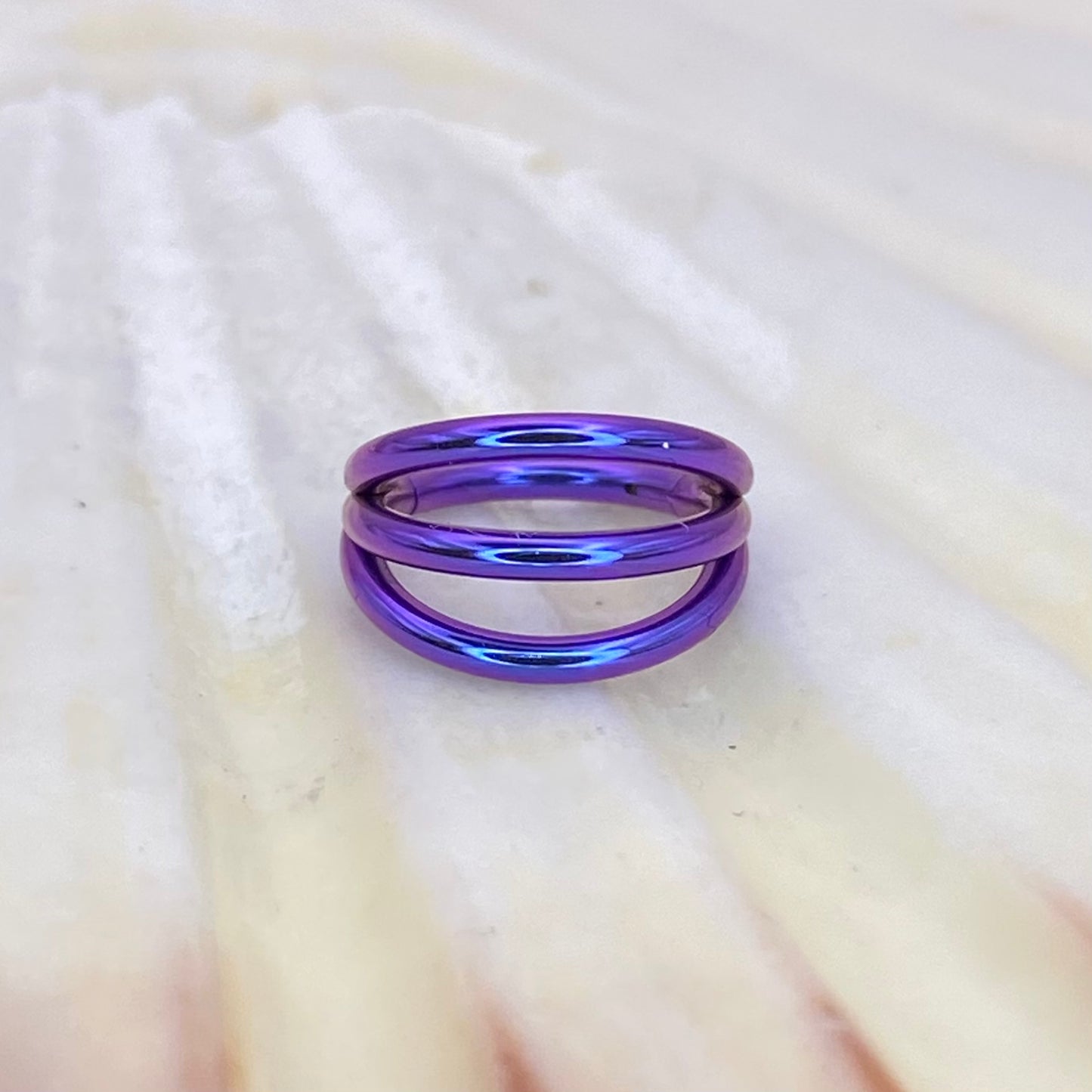 Blurple Anodized Medical Grade ASTM F-136 Titanium Triple Band Hinged Ring Clicker Hoop Cartilage Lobe Piercing size: 1.2x6/8/10/12mm