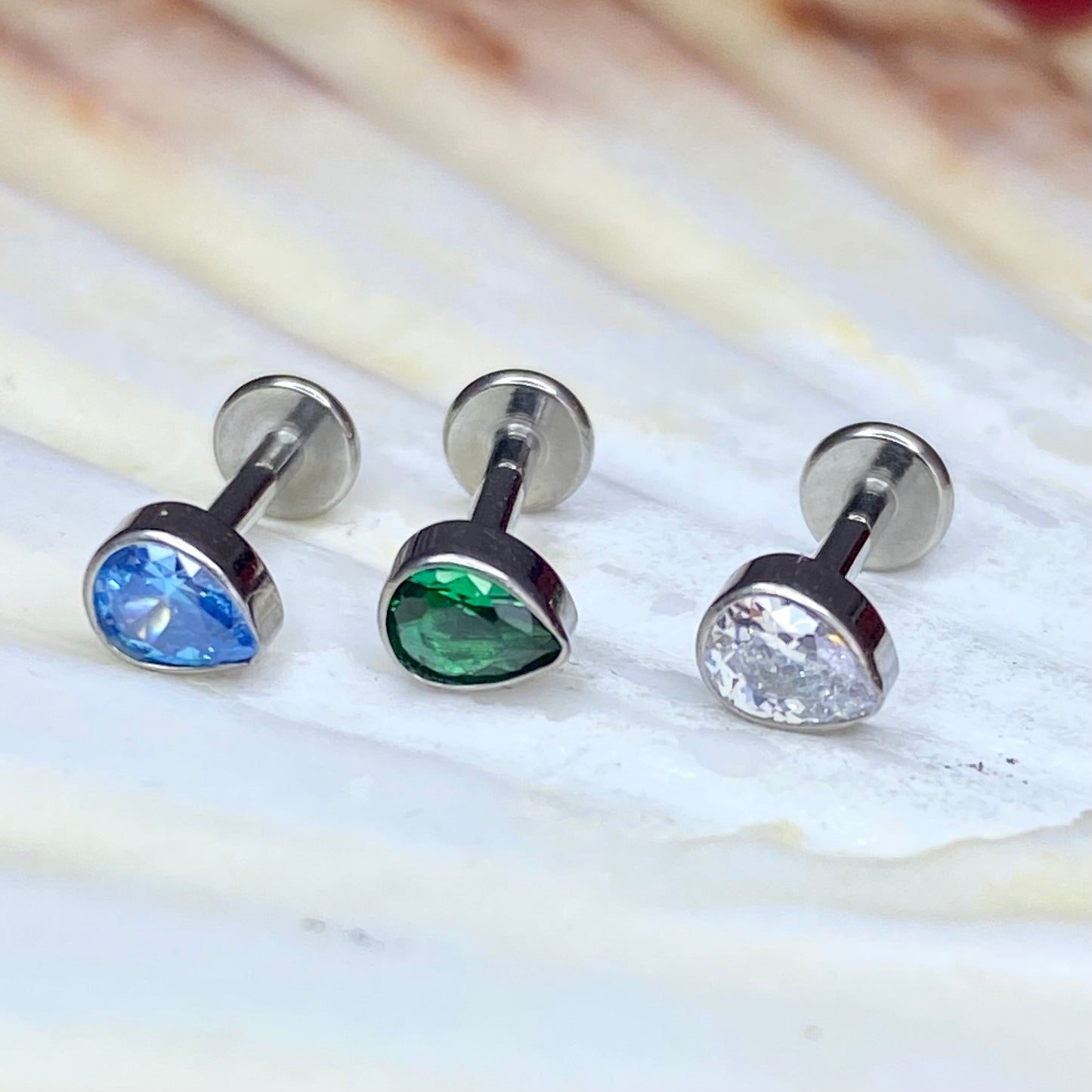 TEARDROP Shape Gem Top Medical Grade ASTM F136 Titanium Internal Thread Labret Ear Jewellery Helix Tragus Lobe Cartilage Earring 1.2x8mm