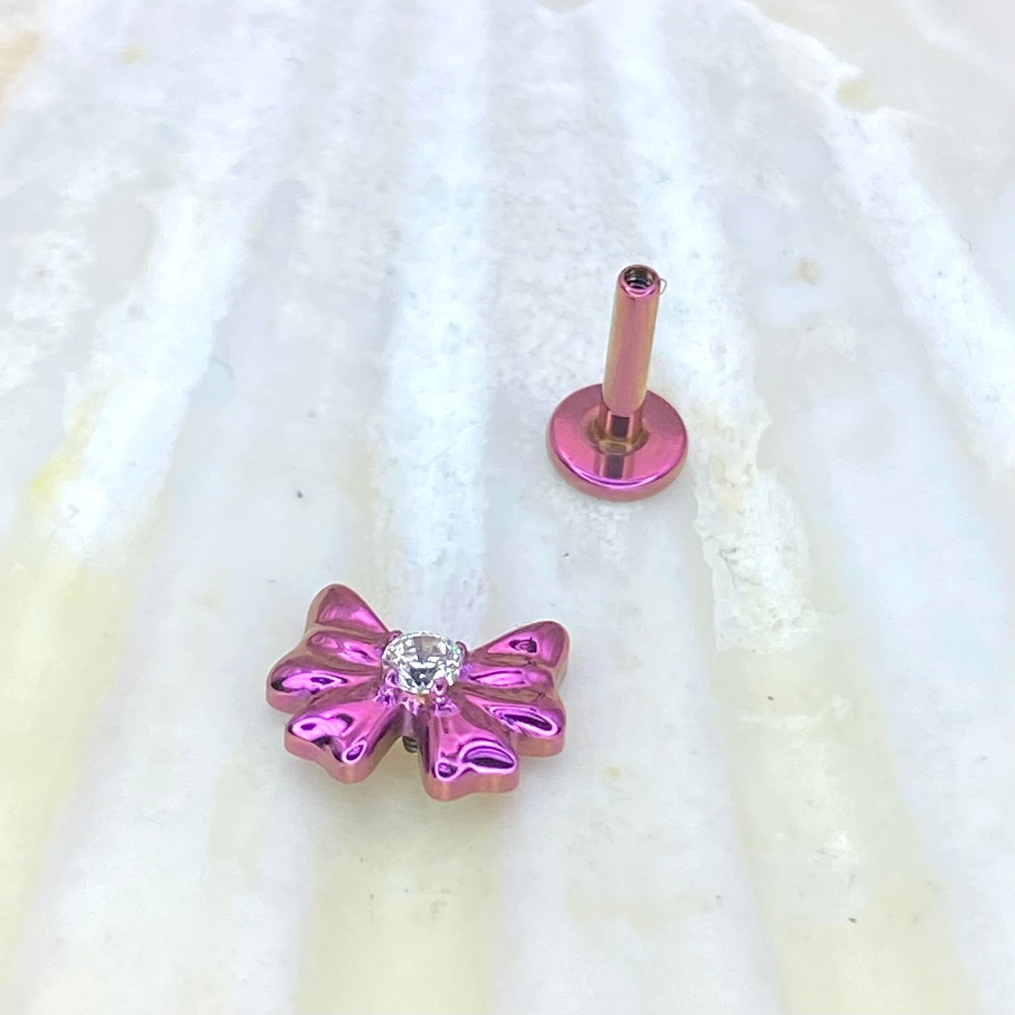 PINK ANODIZED Single Clear Gem BOW Top Medical grade ASTM:F-136 titanium labret 1.2x8mm internal thread conch helix tragus flat ear lobe jewellery