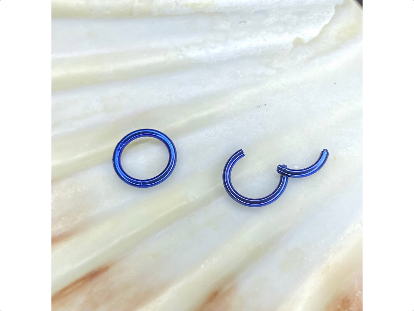 BLUE Anodized Medical Grade ASTM F-136 Titanium Hinged Ring Clicker Hoop for Cartilage Lobe Septum Daith Nose Piercing