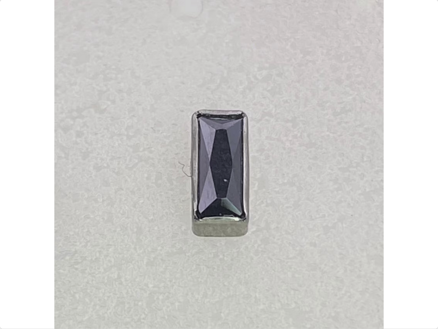 RECTANGLE Shape Gem Top Labret, Clear,Pink,Blue,VM,Black Gems Medical grade ASTM:F-136 titanium Internal Thread, size 1.2 x 6/8/10mm, 16g