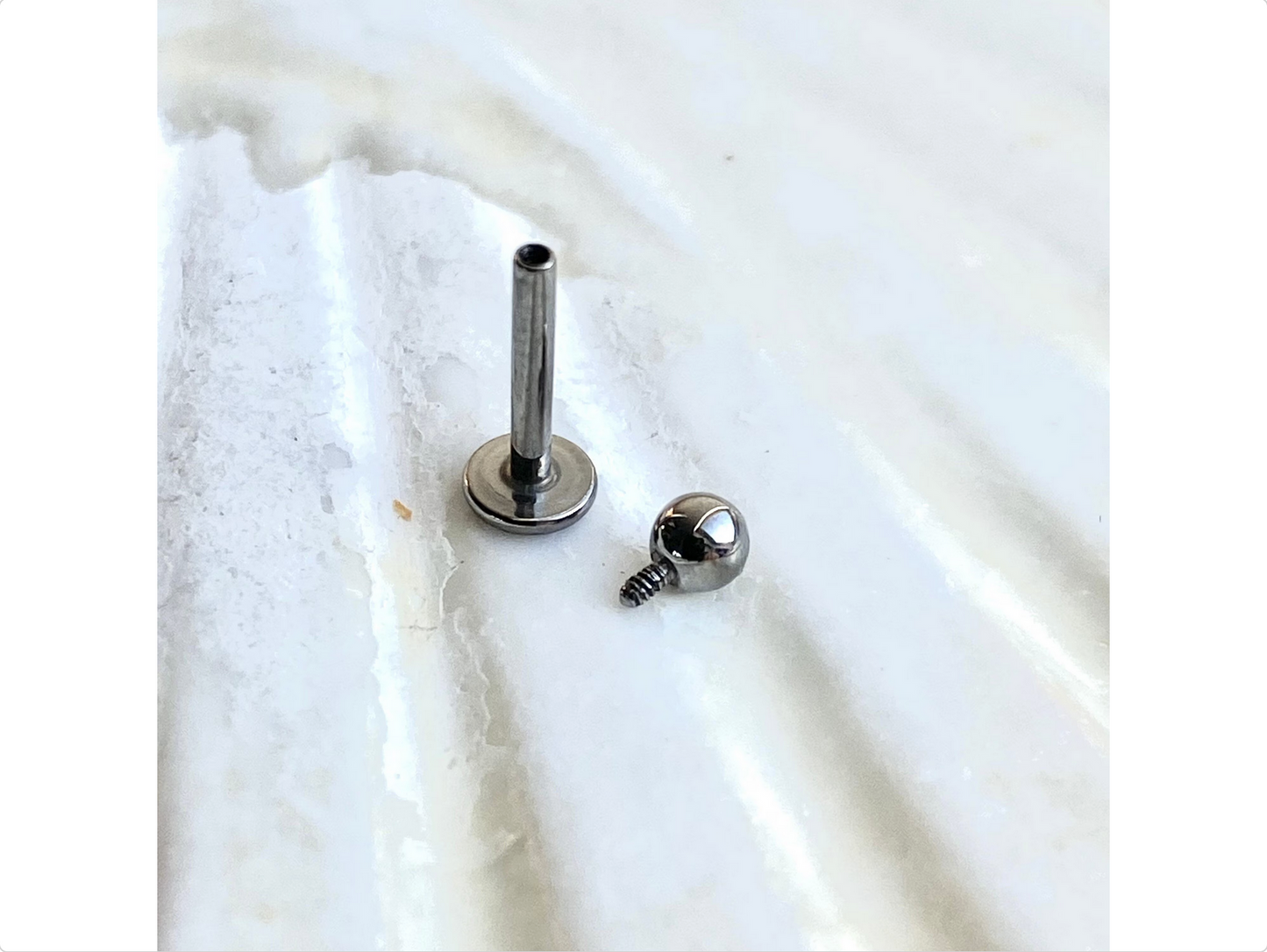 INTERNAL Thread Medical Grade Titanium Plain LABRET Stud Labret Earring 1.2 x 6/8/10mm Lobe Helix Conch Tragus Earrings 3mm ball