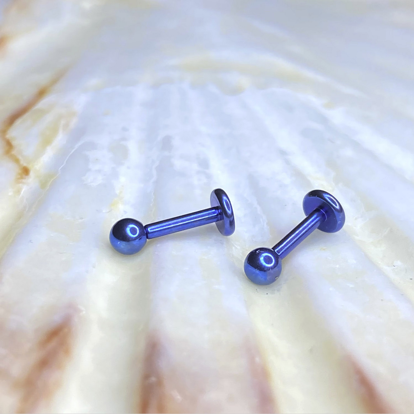 BLUE ANODIZED Medical grade ASTM F136 titanium Internal Thread Plain Labret PAIR Tragus Helix Flat Conch