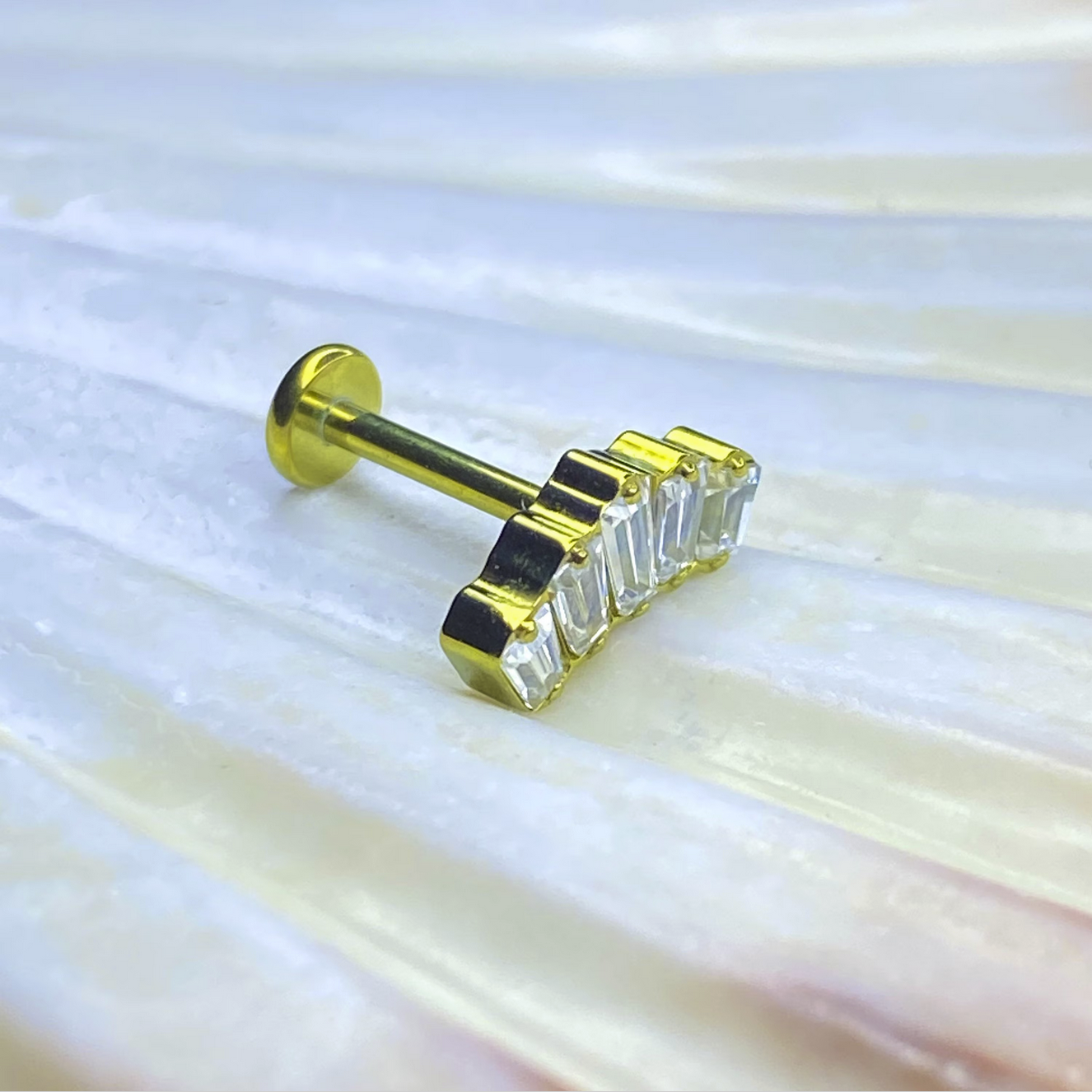 GOLD ANODIZED Medical grade Internal thread ASTM:F-136 titanium Labret with Fan Shape Crystal Cluster Top 1.2x8mm helix cartilage tragus