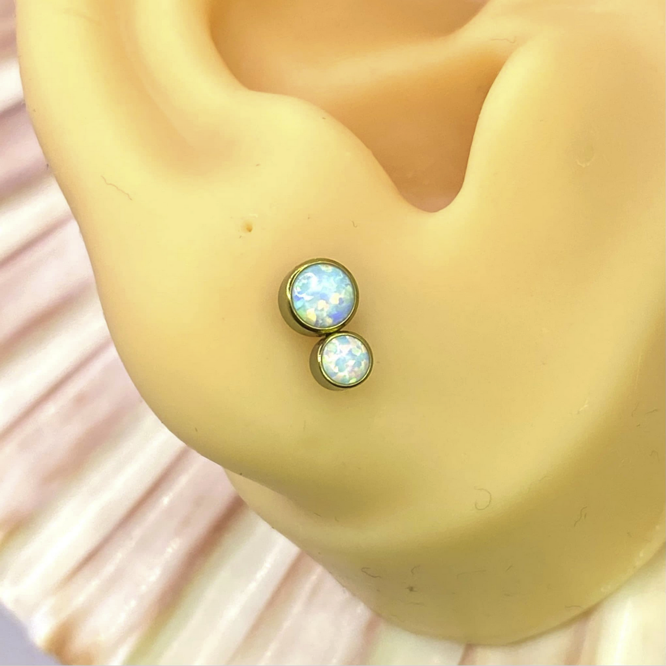 GOLD ANODIZED Medical grade Internal thread ASTM:F-136 titanium Labret with Double White Opal Cluster Top 1.2x8mm helix cartilage tragus