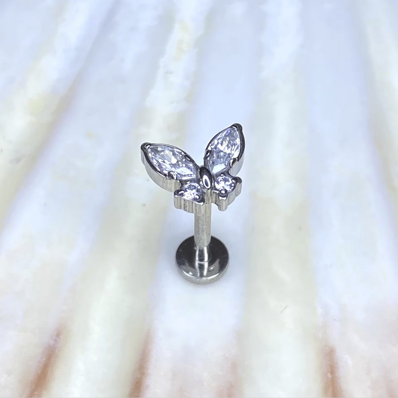 BUTTERFLY Clear Gem Top Medical grade ASTM:F-136 titanium labret 1.2x6/8mm Internal thread conch,helix,tragus,ear lobe flat jewellery