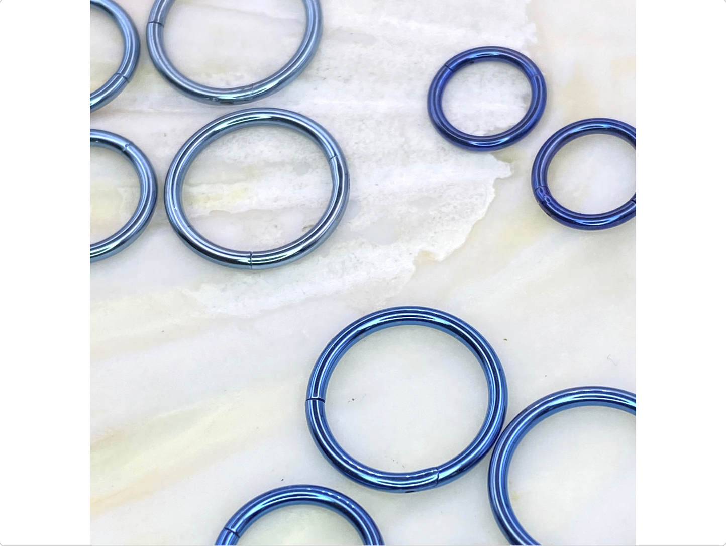 BLUE Anodized Medical Grade ASTM F-136 Titanium Hinged Ring Clicker Hoop for Cartilage Lobe Septum Daith Nose Piercing