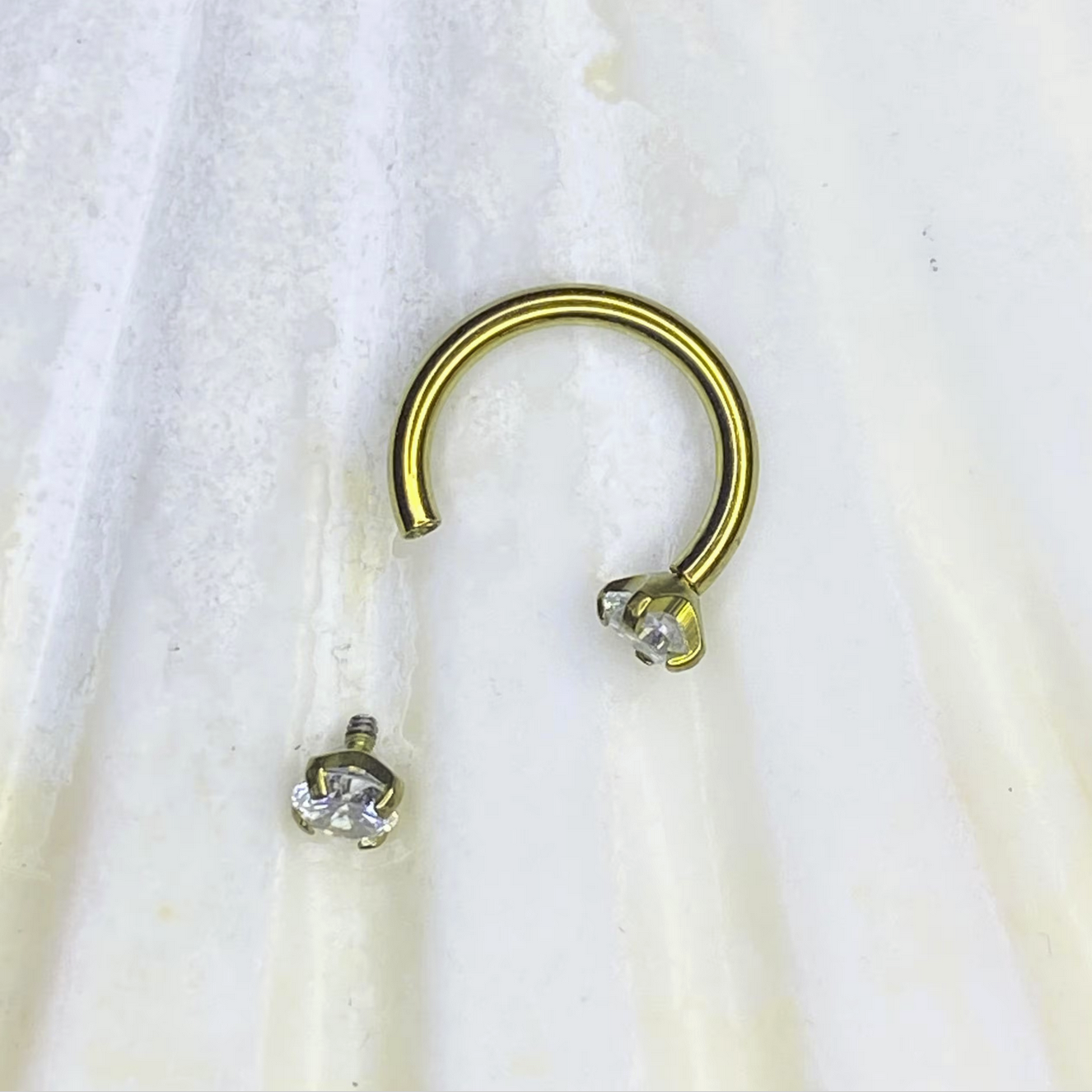 GOLD Anodized Clear Claw Set Gem Medical grade ASTM:F-136 titanium Circular Barbell 1.2x8mm, 3mm gem x 2 internal thread Septum Cartilage