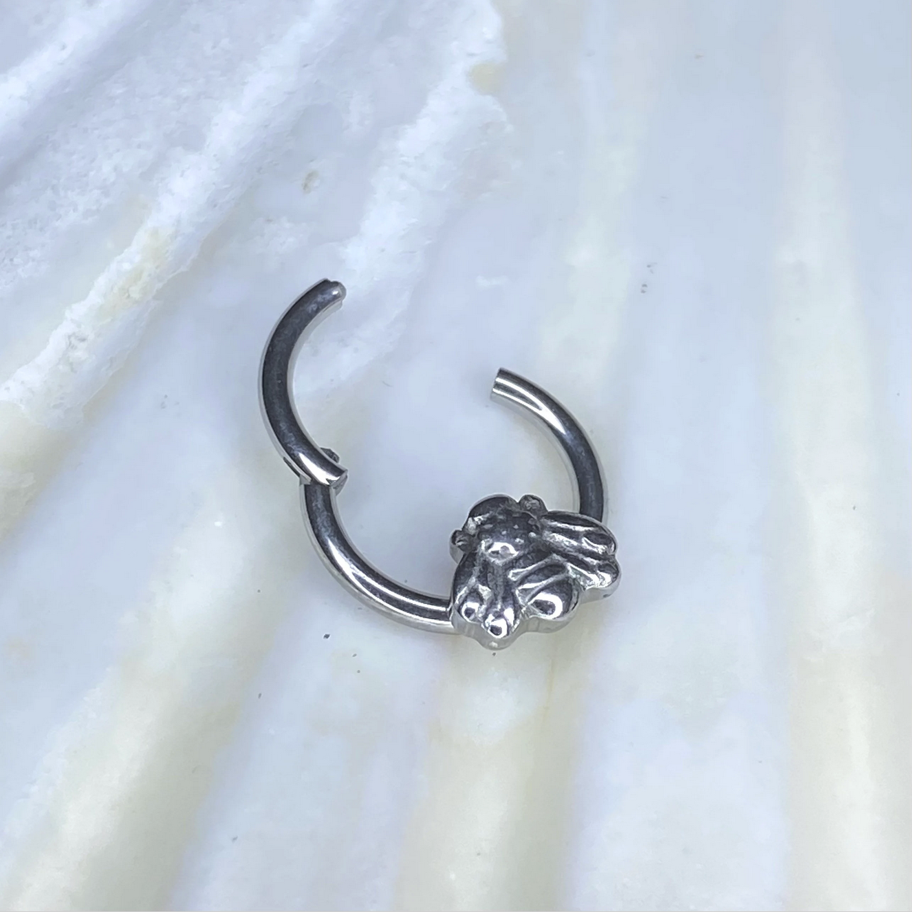 Medical Grade Titanium Forward Facing BEE Design Hinged Ring Clicker Ring Cartilage Earrings size 1.2 x 8/10mm